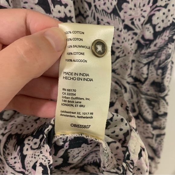 By Anthropologie Button Up Peasant Blouse XSmall Black Floral Puff Sleeve V-Neck - Picture 8 of 12